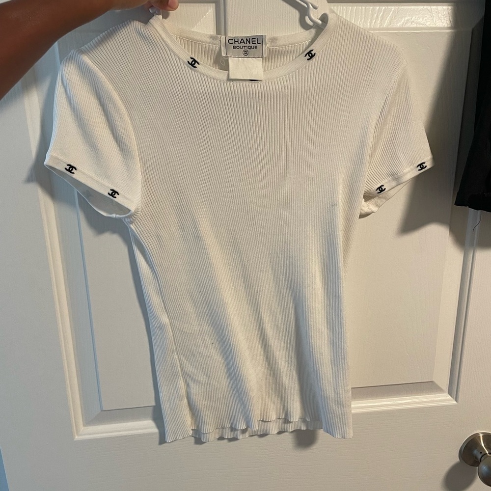 Chanel top